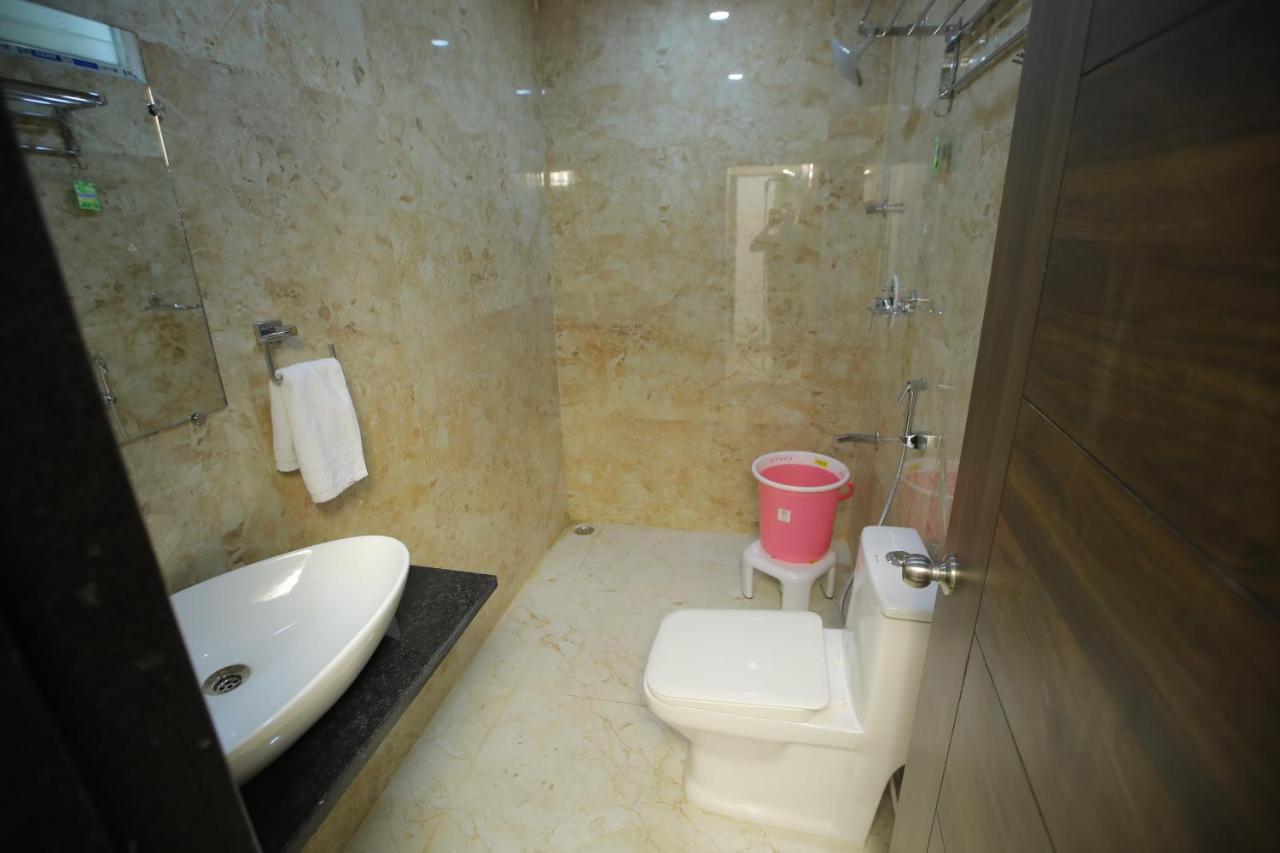 Radha Rani Residency Otel Khammam Dış mekan fotoğraf
